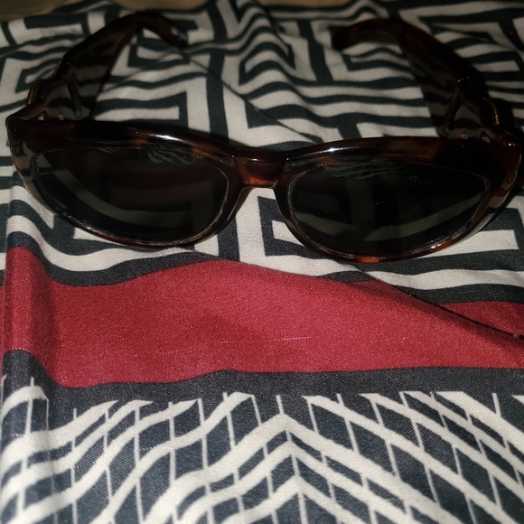 Versace women's sunglasses - Picture 5 of 5